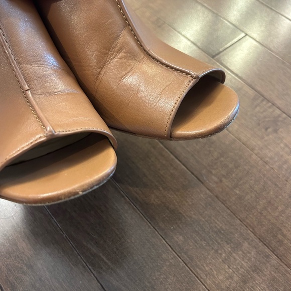Michael Kors block heel mules - Picture 6 of 10